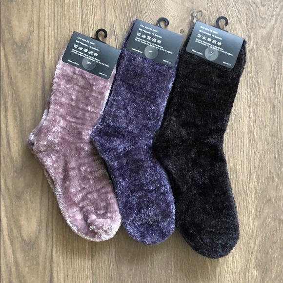 Accessories - 3 COLORS 💗CHENILLE Luxurious Super Soft Socks. OS